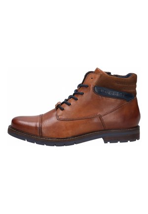 Bruine leren enkelboots met donkere accenten, voorzien van een ronde neus, veters en een gestructureerde kraag. De zool heeft een laag profiel met groeven.