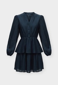 Επιλέχθηκε, navy blazer