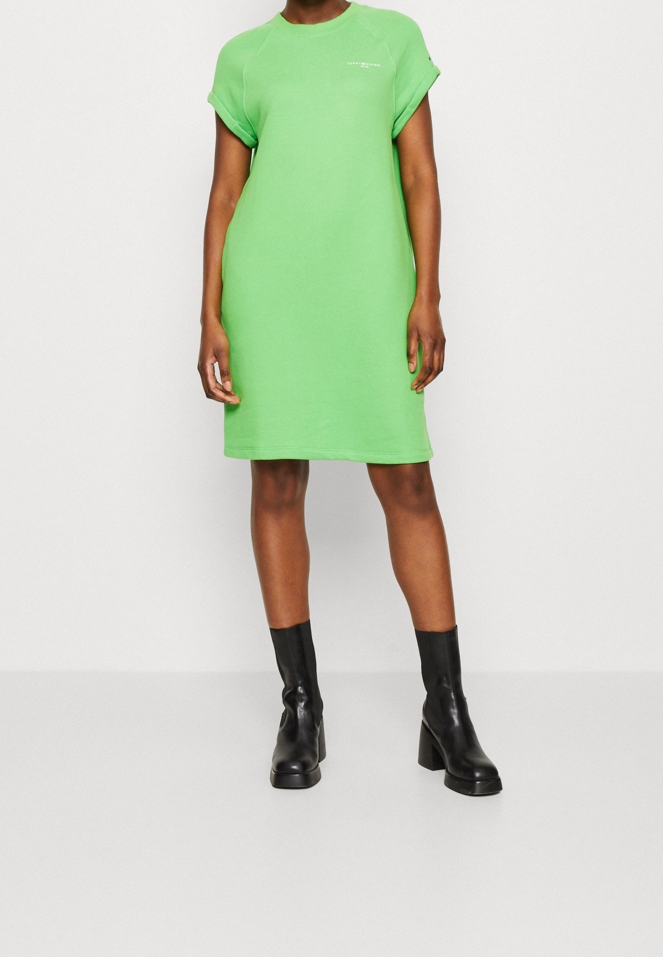 Tommy Hilfiger Day dress - green - (Pre-owned) - Zalando.ie