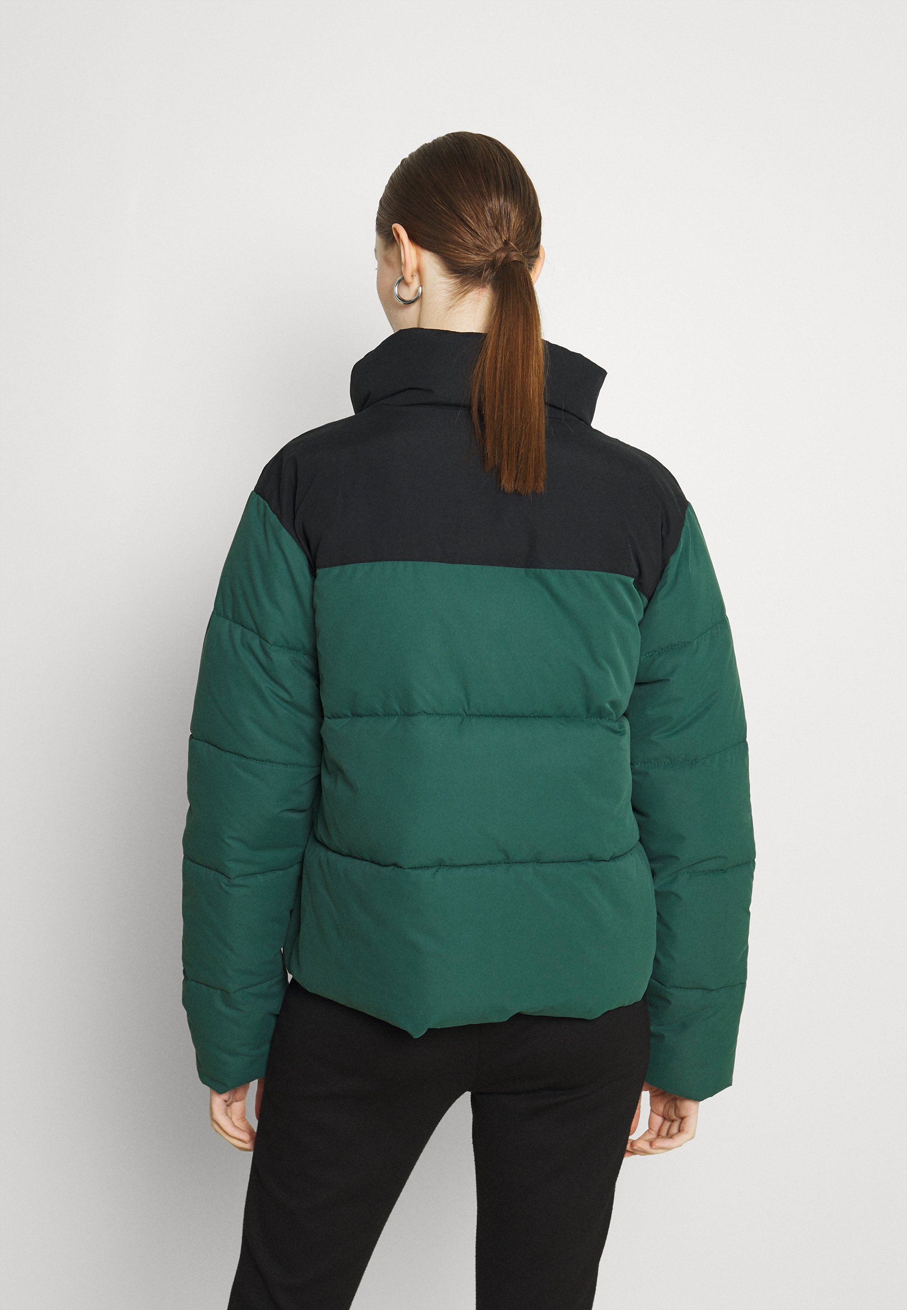Hollister Co. RETRO FASHION PUFFER 