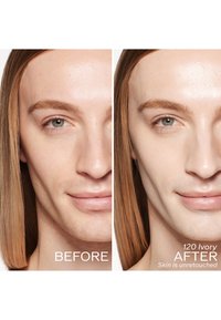 Shiseido REVITALESSENCE SKIN GLOW FOUNDATION SPF30 - Foundation - ivory