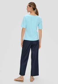 s.Oliver BLACK LABEL - T-shirt z nadrukiem