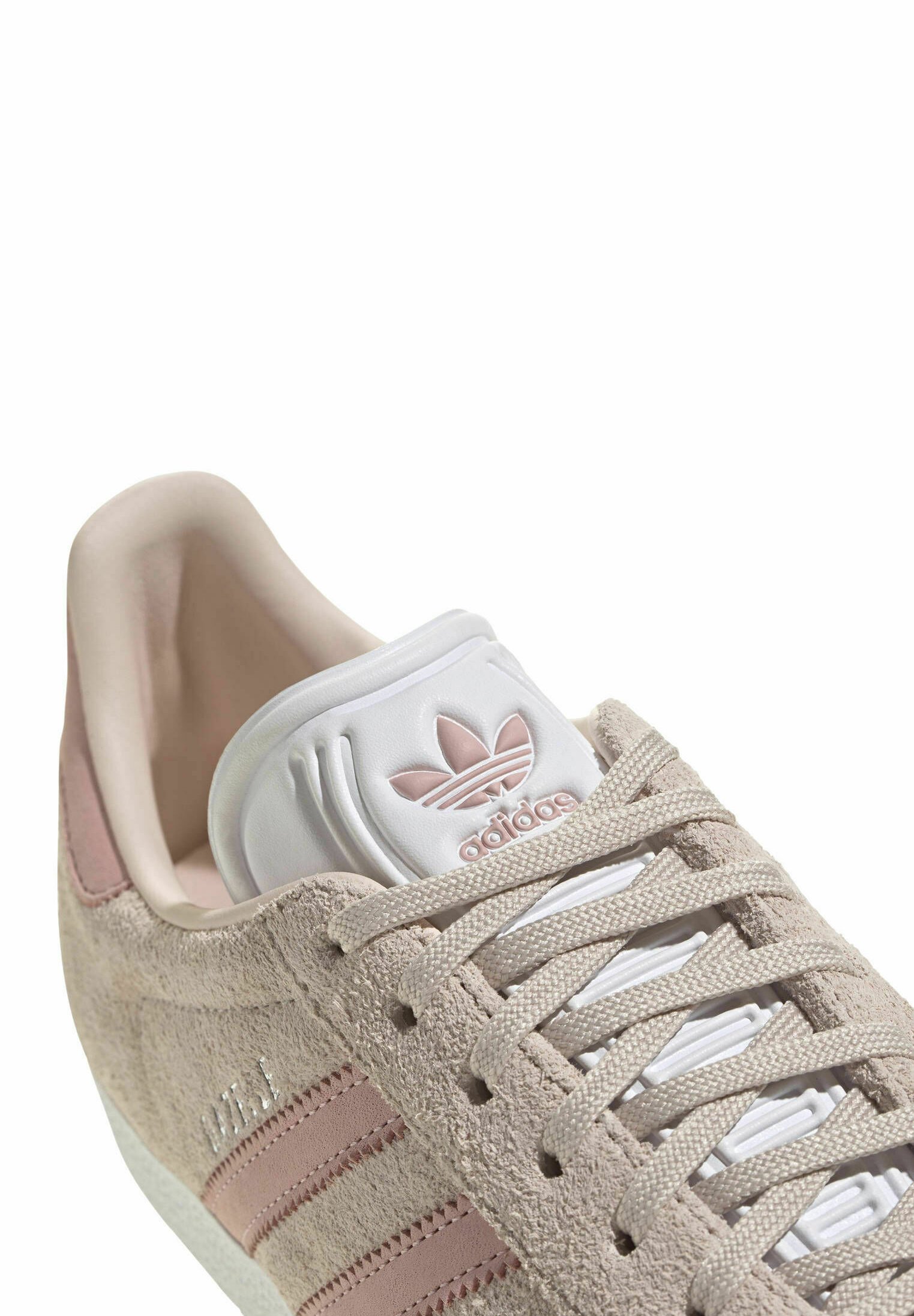adidas gazelle women's off white