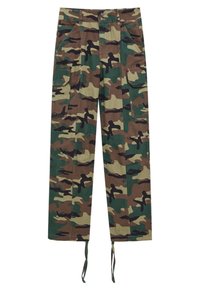 Camo cargobroek in groen, bruin en zwart met zijzakken, een relaxte pasvorm en verstelbare trekkoorden aan de onderkant. Duurzaam materiaal.