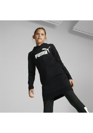 Abito felpa nero di Puma con un grande logo bianco, maniche lunghe e orlo a coste, abbinato a leggings neri. Texture del tessuto liscia.