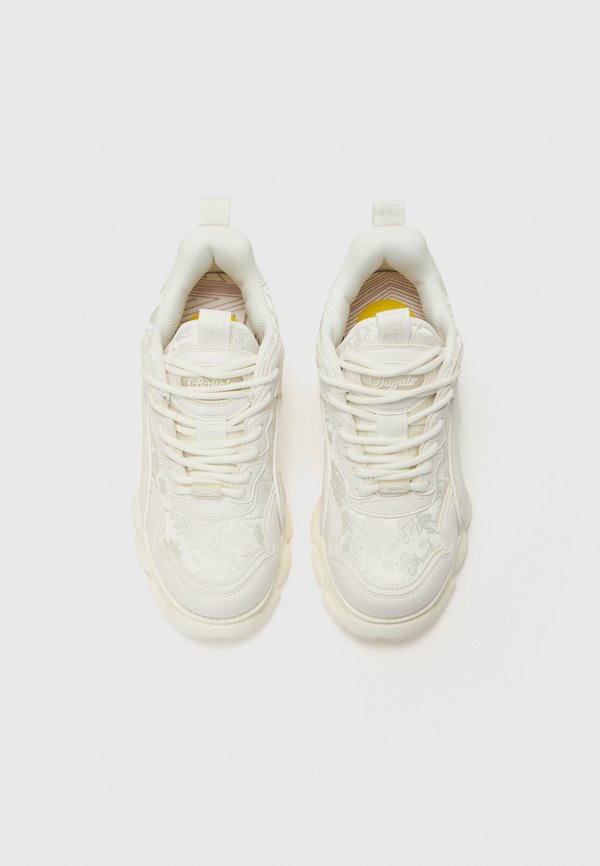 CHAI BLOOM - Trainers2