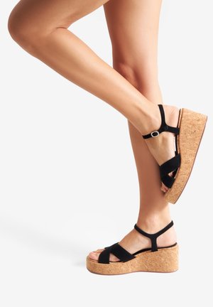 Platform sandals -  black