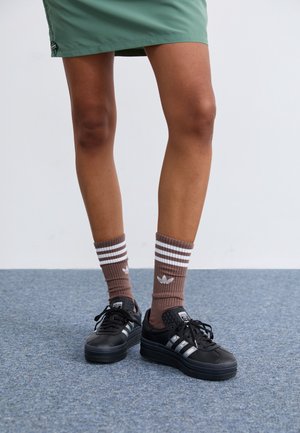 Sneakers laag - black