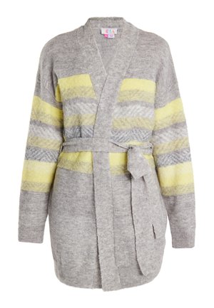 Grå cardigan med gule og grå striber. Fremstillet af blødt strikket stof, har den bælte i taljen, lange ærmer og åben front med sidelommer.