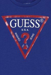 Guess CORE TODDLER KIDS BOY - T-shirt estampada - blue