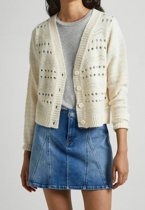 Vest - white