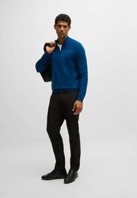 BOSS MOMENTUM - Camisola - open blue thirtyfour