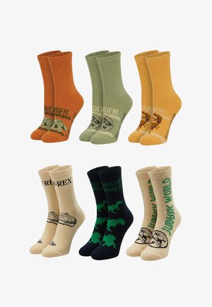 Sechs Paar bunte Knöchelsocken mit Jurassic World Dinosaurier-Designs und Logos in den Farben Orange, Grün, Gelb, Beige, Schwarz und Hellbraun.