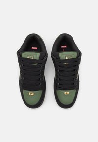 Globe TILT - Obuća za skateboard - black/spruce