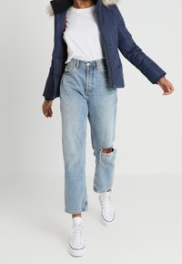 Tommy Jeans Dunjacka - dark blue