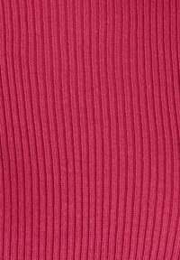 Unselected, pink
