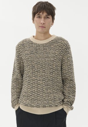 Matinique TRITON - Stickad tröja - tannin