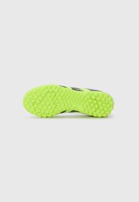 adidas Performance PREDATOR CLUB UNISEX - Turf football boots - white/core black/lucid lemon