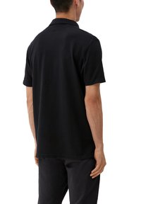 s.Oliver MIT FLAMM STRUKTUR - Poloshirt - schwarz