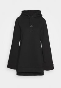 Abito hoodie nero realizzato in morbido tessuto, con cappuccio regolabile, maniche lunghe raglan e un piccolo logo bianco a forma di appendiabiti sul petto.
