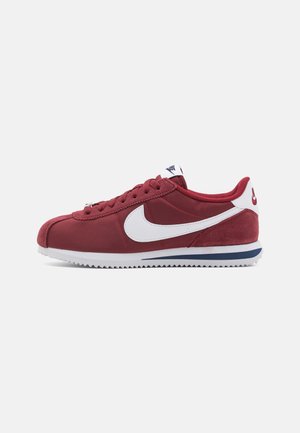 Nike Sportswear CORTEZ - Baskets basses - team red/white/midnight navy/black