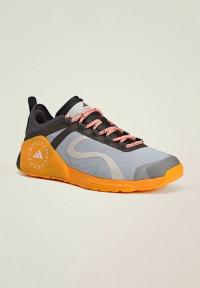 adidas by Stella McCartney DROPSET - Träningsskor - core black crew orange clear onix