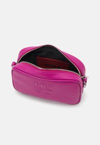 HUGO CROSSBODY  - Torba preko tijela - dark pink