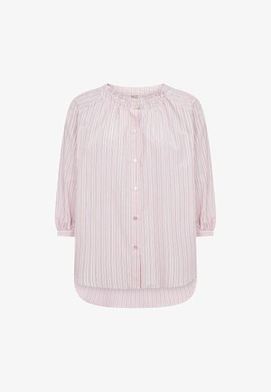 Világos rózsaszín blúz vékony, függőleges csíkokkal, kerek, ráncolt nyakkivágással, gombos elejjel, és háromnegyedes pöttyös ujjakkal, mandzsettával.