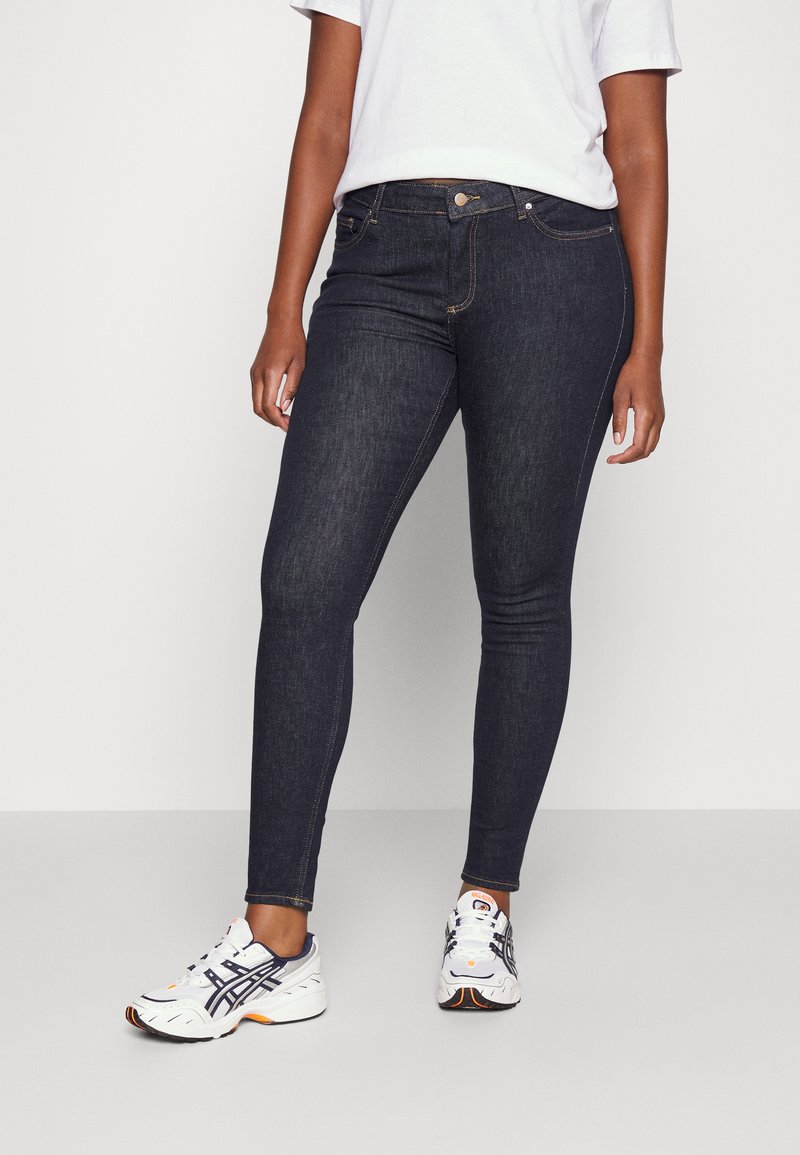 ONLY Carmakoma CARWILLY - Oprijete (skinny) kavbojke - dark blue denim