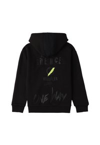 Sudadera con capucha negra que presenta impresiones de texto en blanco y verde neón. Textura suave con un corte relajado y un bolsillo tipo canguro.