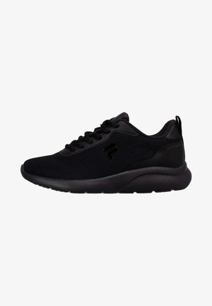 Schwarze Sportschuhe mit einem atmungsaktiven Mesh-Obermaterial, runder Zehenpartie, strukturiertem Schuhsohle und tonalen Schnürsenkeln. Verstärkter Fersenbereich und Logodetail an der Seite.