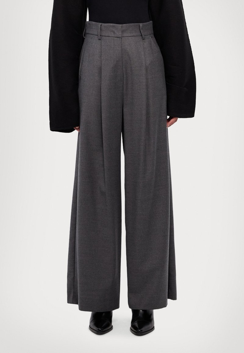 WEEKEND MaxMara MELODIA - Pantalones - grigio medio