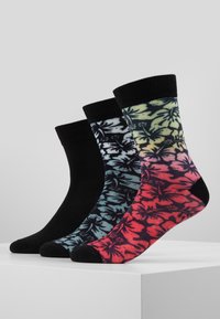 Urban Classics - FLOWER SOCKS 3 PACK - Calcetines - black/grey/red Imagen en miniatura 1