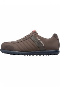 Camper PELOTAS XL - Trainers - braungrau