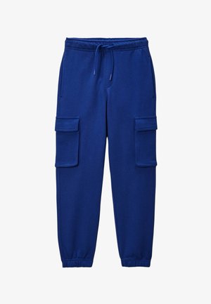 Pantalons cargo en coton bleu avec une taille élastique, un cordon de serrage réglable et deux poches latérales avec rabats. Poignets resserrés.