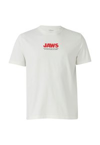 Witte katoenen T-shirt met rode blokletters die "JAWS" spellen en een teksttagline eronder. Ronde halslijn en korte mouwen.