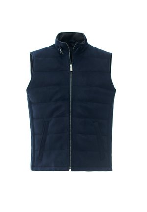 Gilet imbottito blu navy con colletto alto, zip frontale e due tasche laterali. Tessuto liscio; progettato per offrire calore e stratificazione.