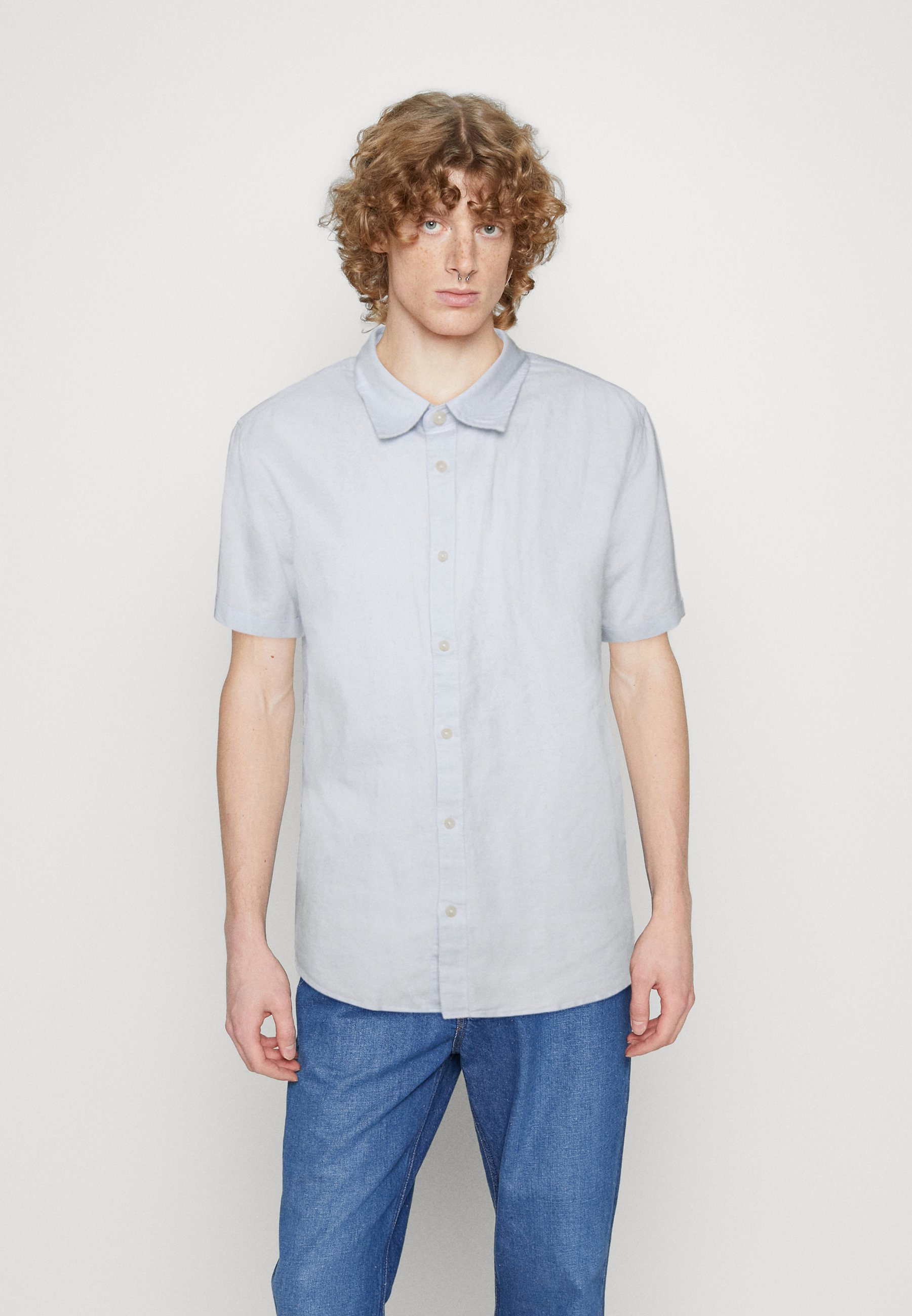 ESPRIT Herren Hemd In Denim-Qualität – Klassisches Regular Fit Hemd Mit Brusttaschen