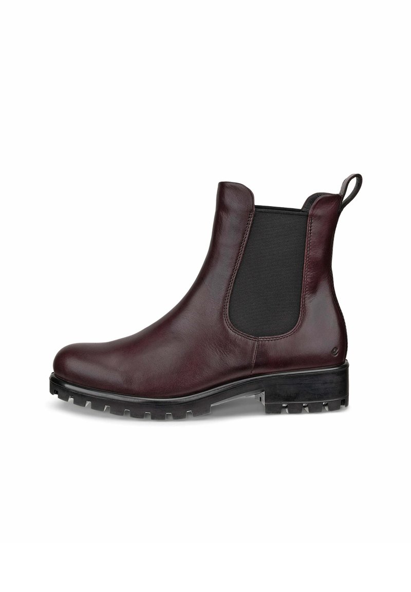 Stivali Chelsea in pelle bordeaux con pannello laterale elasticizzato nero, punta arrotondata e suola in gomma testurizzata per una presa migliore. Dettaglio a forma di anello sul retro.