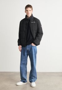 Tommy Jeans ESSENTIAL QUILTED JACKET  - Vinterjacka - black