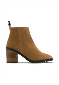 RYŁKO Ankle boot