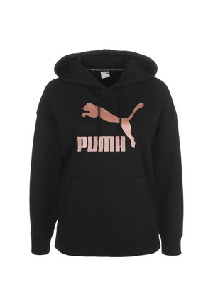 Zwarte hoodie met capuchon, voorzak en roségouden Puma-logo en tekst op de borst.