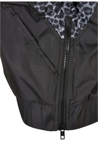Giacca Invernale Bambini Urban Classics - Imbottita, Con Cappuccio Staccabile, Tasche Multiple, Anti-Vento