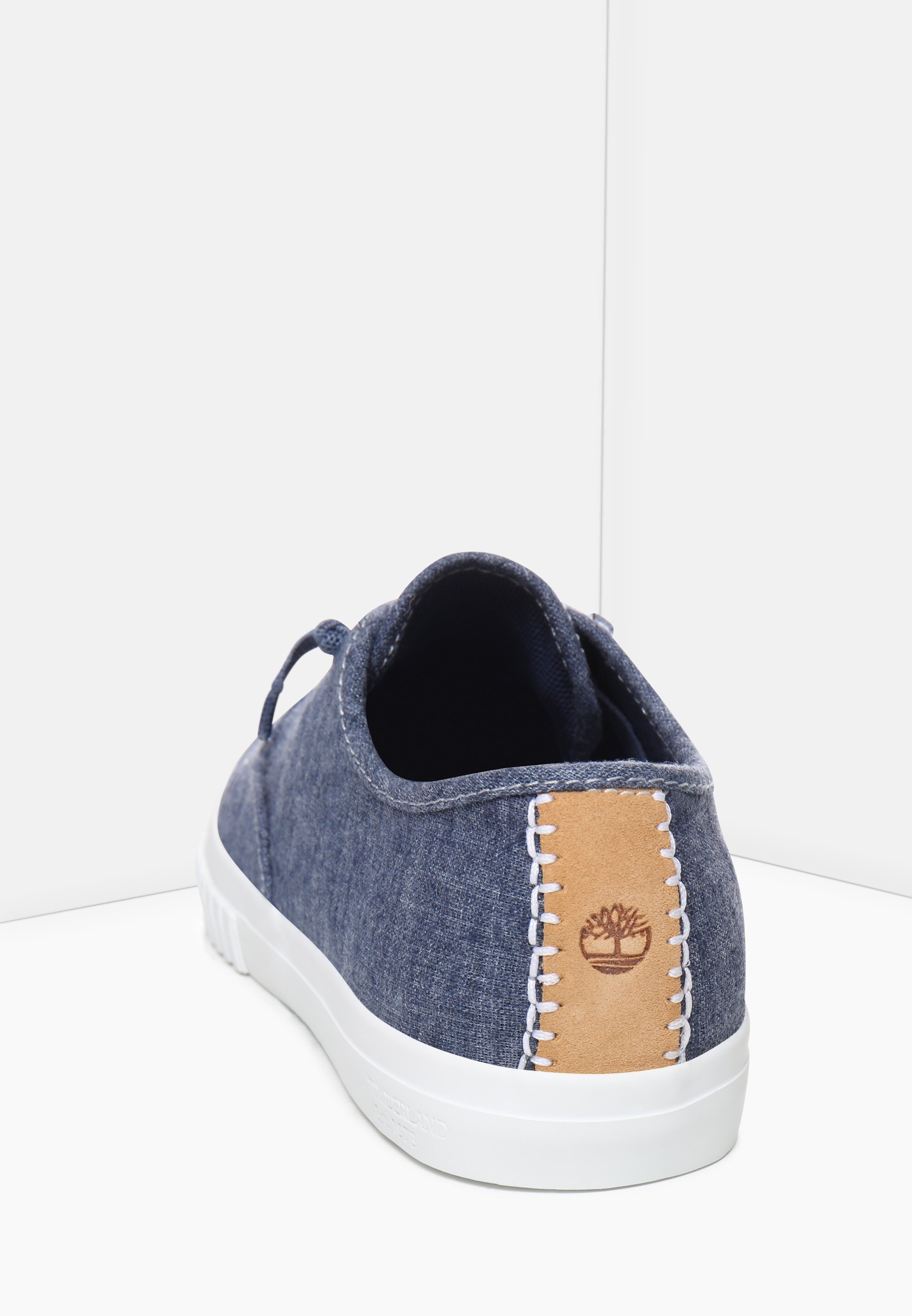 timberland newport bay bumper toe
