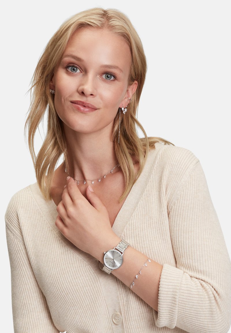 Tamaris MIT ANHÄNGER AUS  - Collana - silber