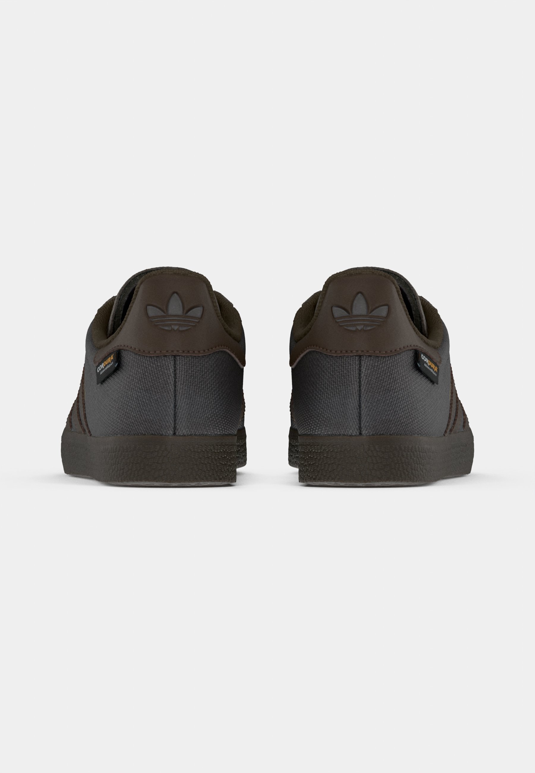 adidas Originals GAZELLE UNISEX - Trainers - charcoal/brown/dark