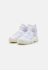 Jordan Korkeavartiset tennarit - white