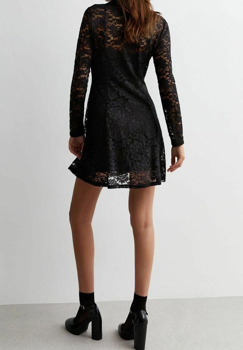 New Look Shirt dress - black - (Pre-owned) - Zalando.ie