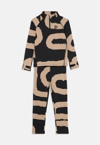 Kijelölve, path black