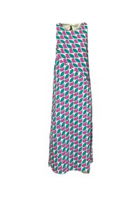 Vestido maxi sin mangas con un patrón geométrico de hojas en tonos verde azulado y rosa sobre un fondo blanco, confeccionado en una tela ligera y suave.